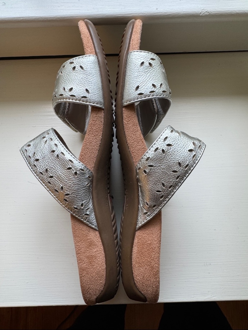 ✨ VIONIC Randi Sandals ✨ - Picture 9 of 10